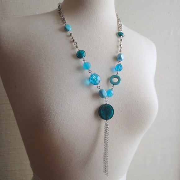 New One of a Kind NWOT Artisan Long Turquoise Blue Lariat Tassel Y Necklace - Picture 2 of 3